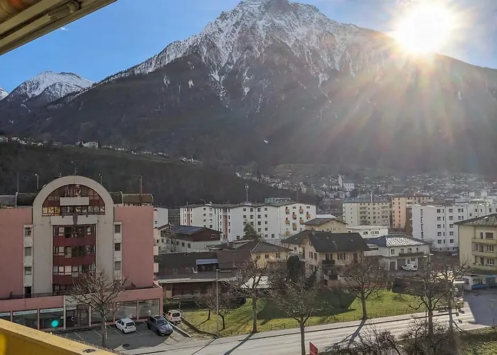 Above The Rooftops - Mountain Panorama Apartamento *
